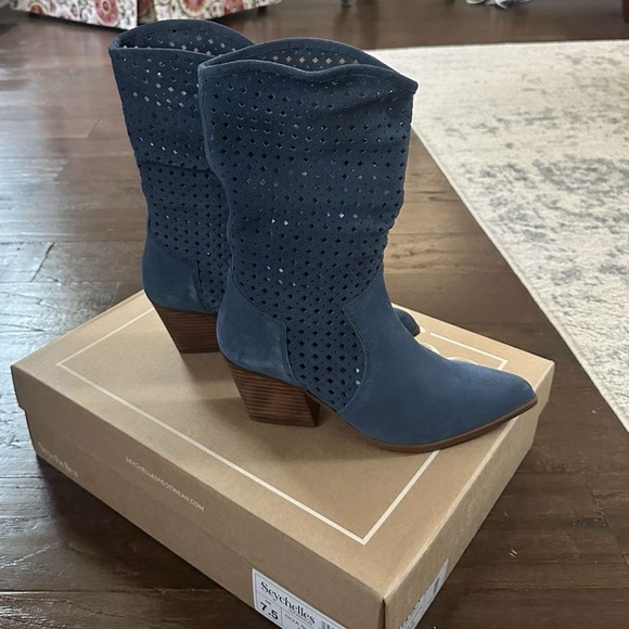 Seychelles-Diva Blue Suede Leather Perforated Mid Calf Boots-Blue-7.5 NEW - Picture 5 of 10